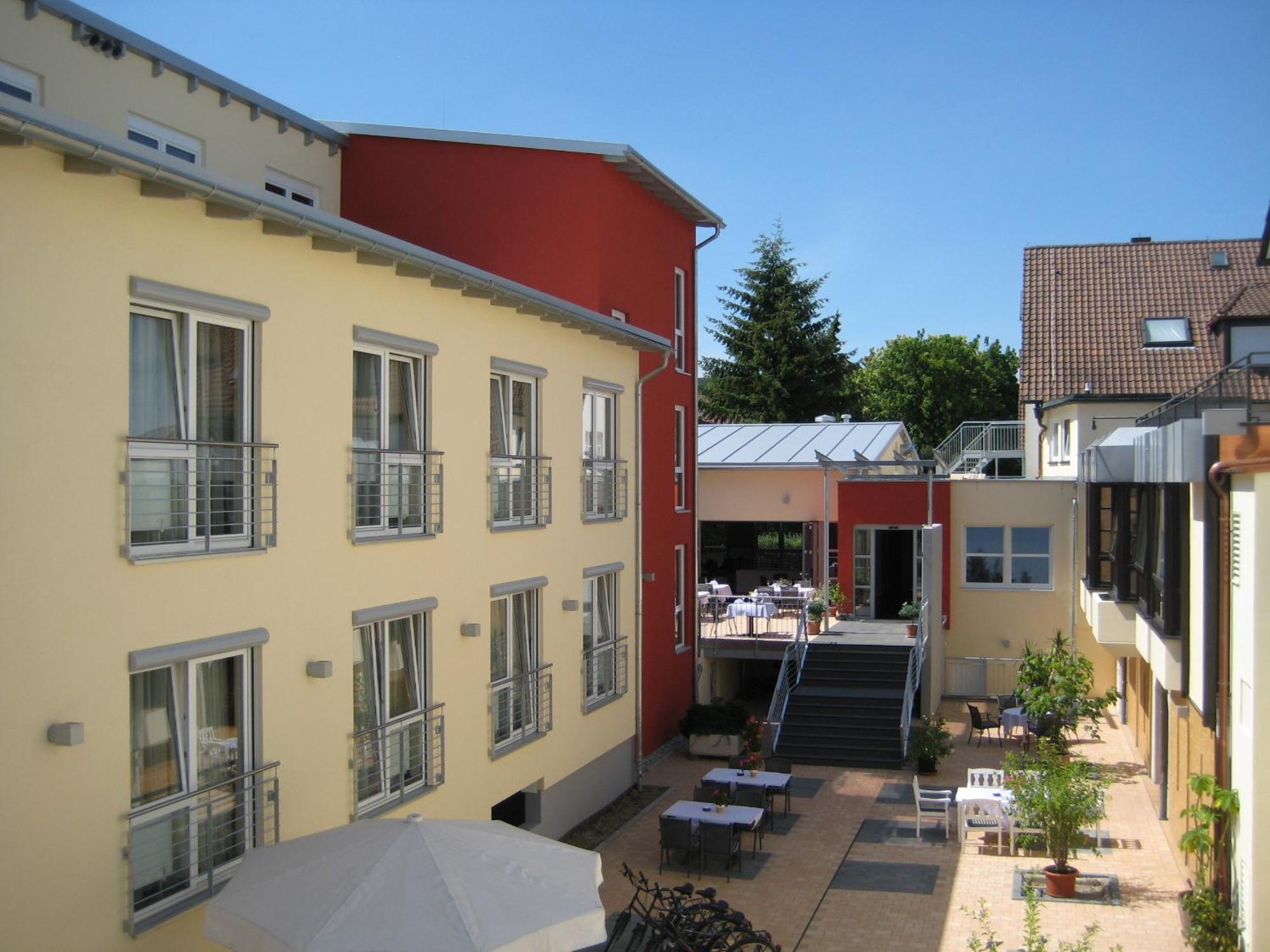 Ringhotel Bundschu Бад-Мергентхайм Экстерьер фото